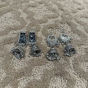 🌸 Oxidized two pairs earring. 🌸